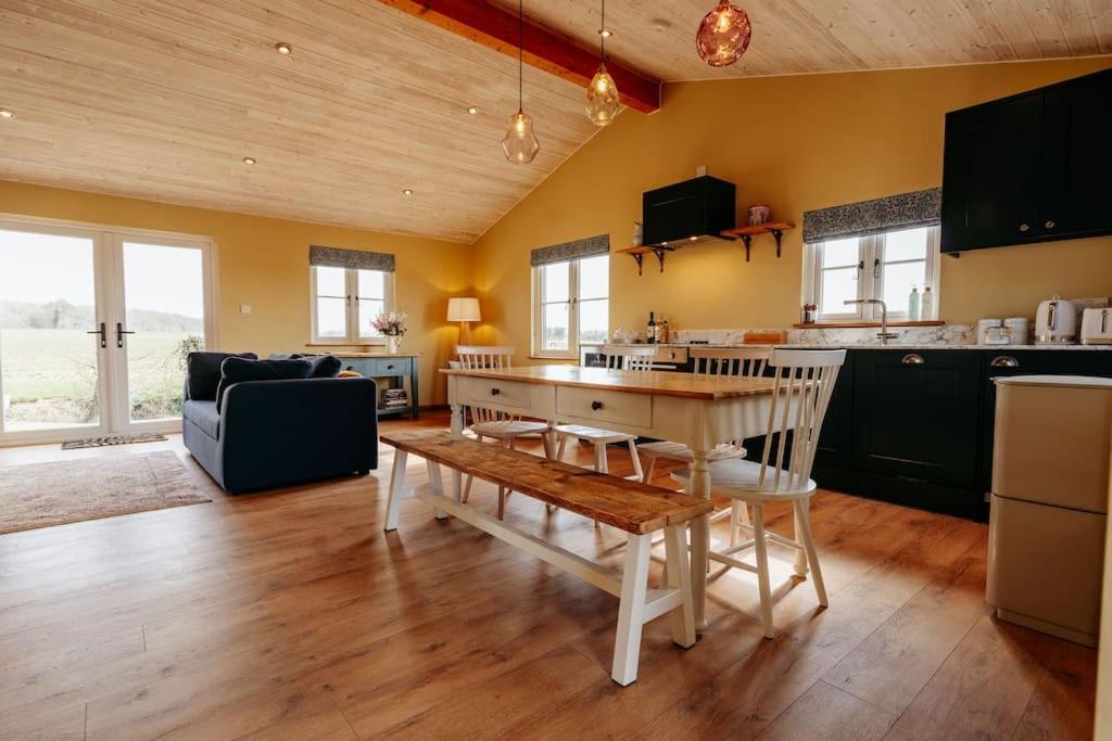 Beautiful Cottage In Bredfield Near To Woodbridge On The Suffolk Coast Екстериор снимка
